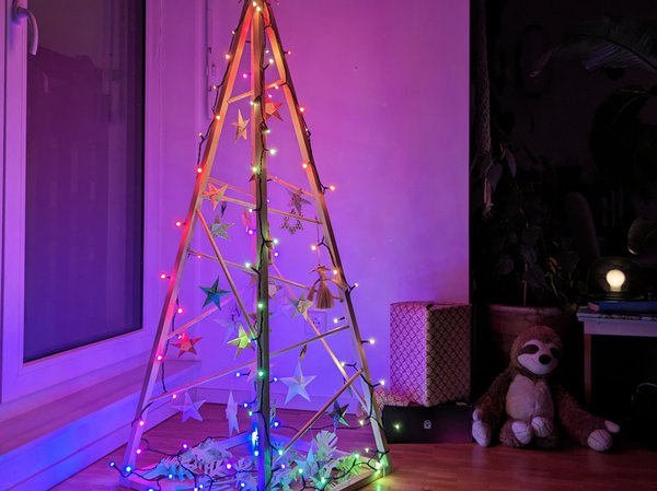 Artikel_Weihnachtsbaum-Varianten_Minimalist_Adobe Stock.jpg